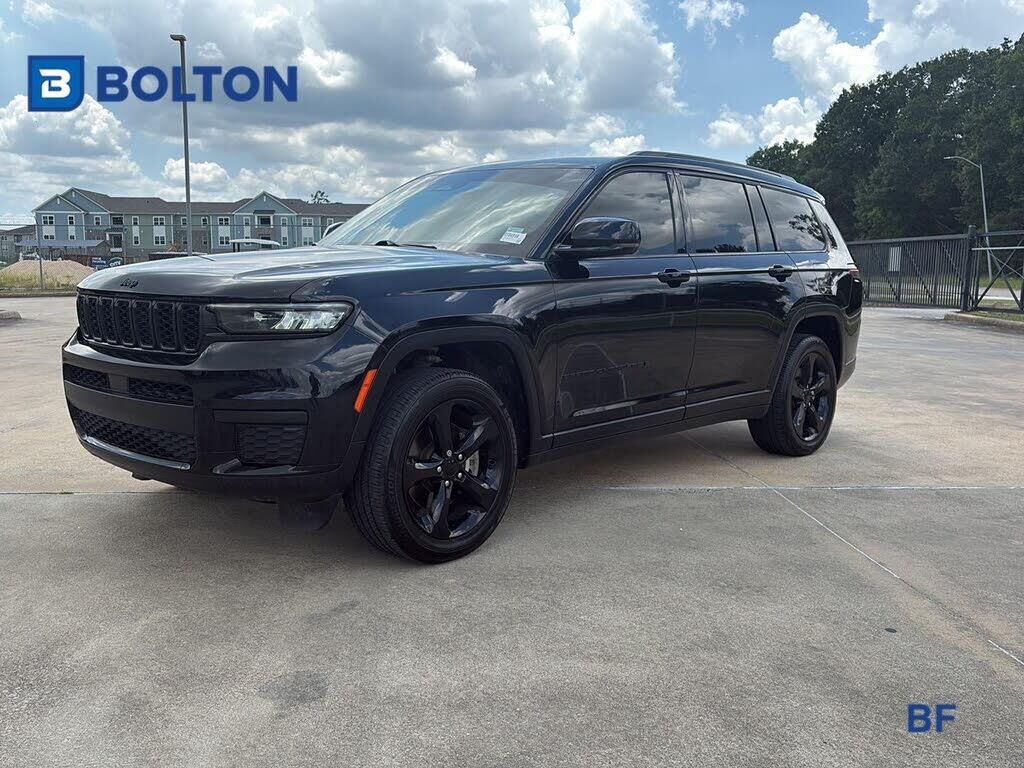 2021 Jeep Grand Cherokee L Laredo — photo 1 of 14