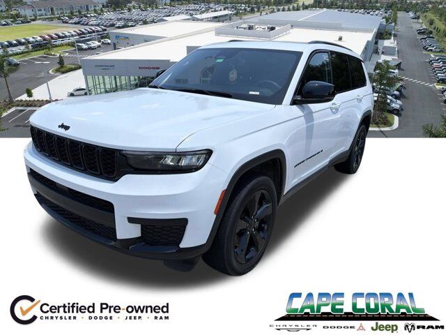 2023 Jeep Grand Cherokee L Altitude — photo 1 of 5
