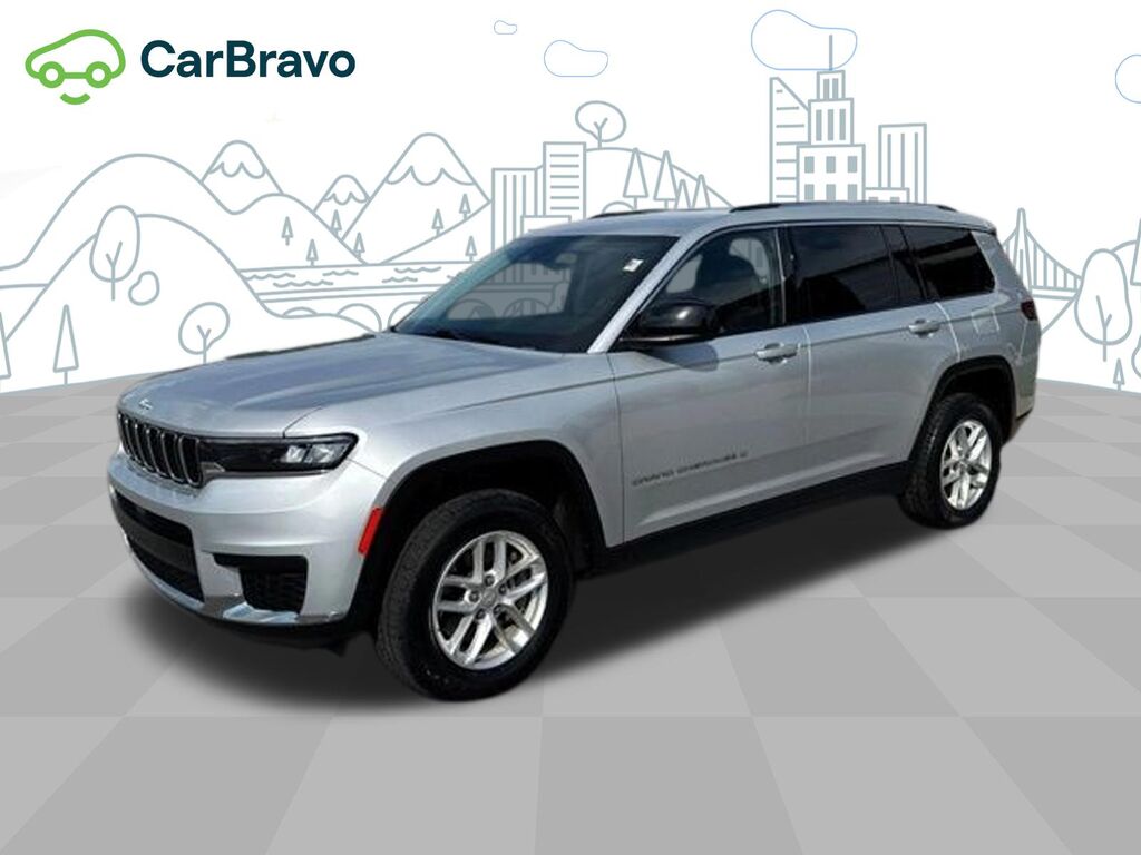 2023 Jeep Grand Cherokee L Laredo 4x4 — photo 1 of 6