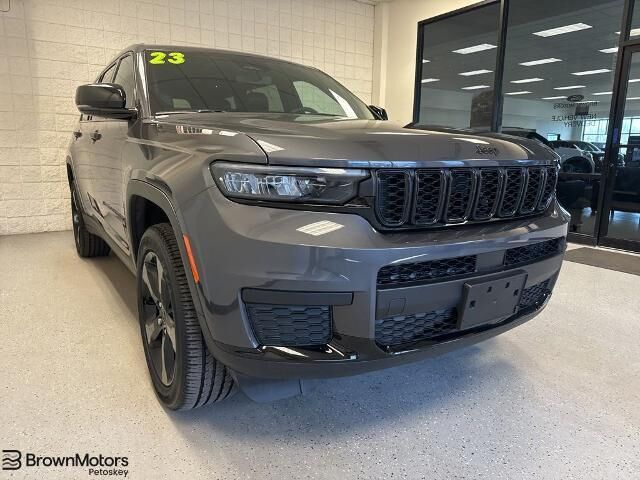 2023 Jeep Grand Cherokee L Laredo