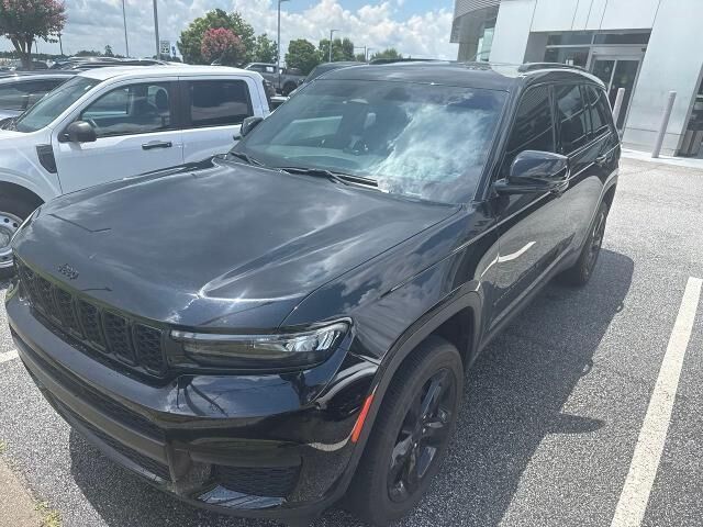 2024 Jeep Grand Cherokee L Laredo