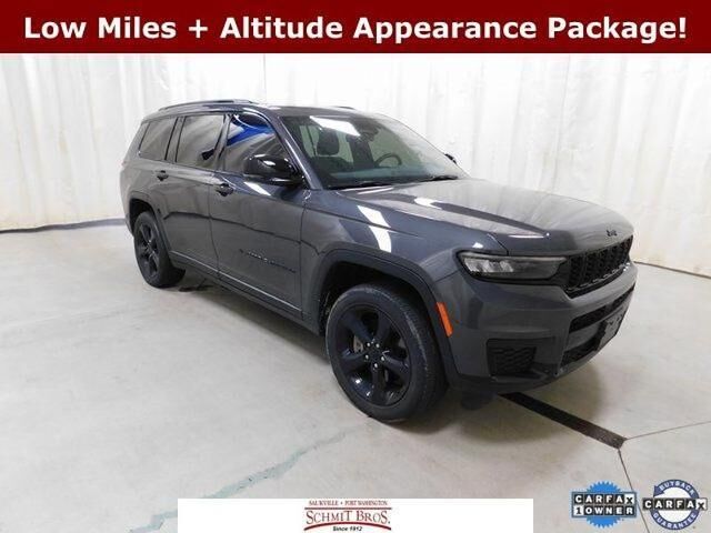 2022 Jeep Grand Cherokee L Laredo