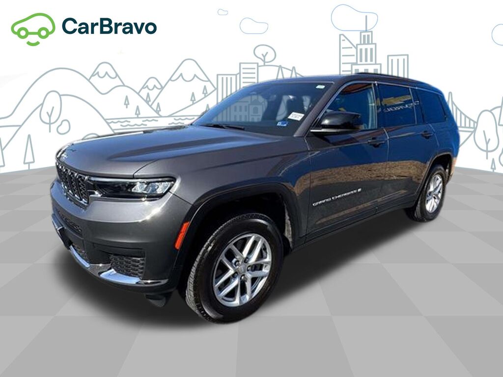 2024 Jeep Grand Cherokee L Laredo X 4x4 — photo 1 of 7