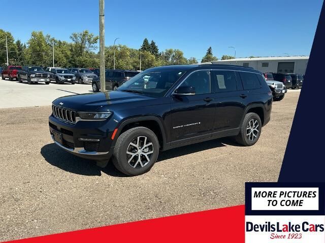 2024 Jeep Grand Cherokee L Limited — photo 1 of 3