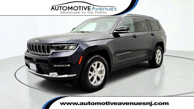2023 Jeep Grand Cherokee L Limited — photo 1 of 1
