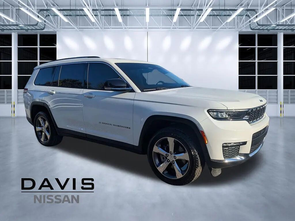 2022 Jeep Grand Cherokee L Limited — photo 1 of 5