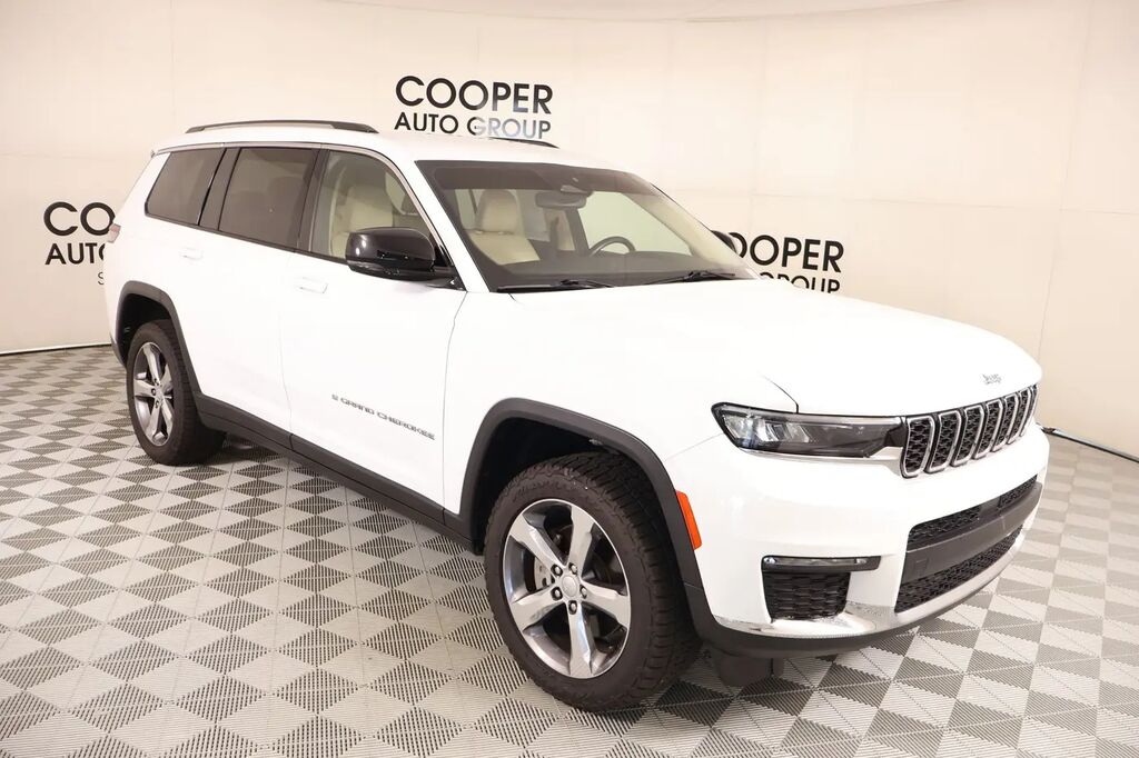 2022 Jeep Grand Cherokee L Limited — photo 1 of 13