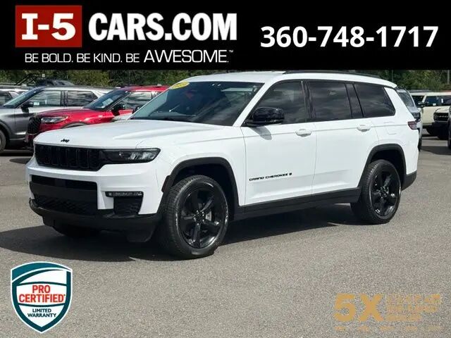 2023 Jeep Grand Cherokee L Limited — photo 1 of 1