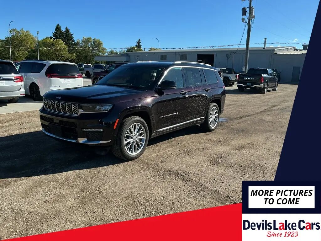 2023 Jeep Grand Cherokee L Summit — photo 1 of 3