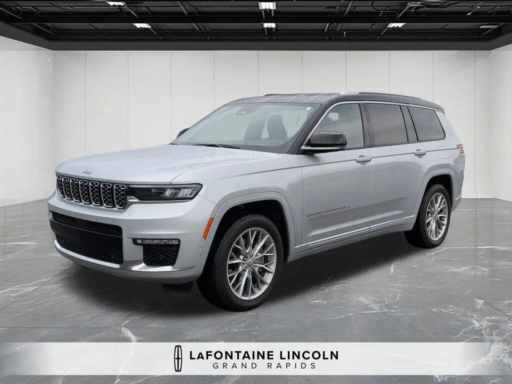 2023 Jeep Grand Cherokee L Summit — photo 1 of 13