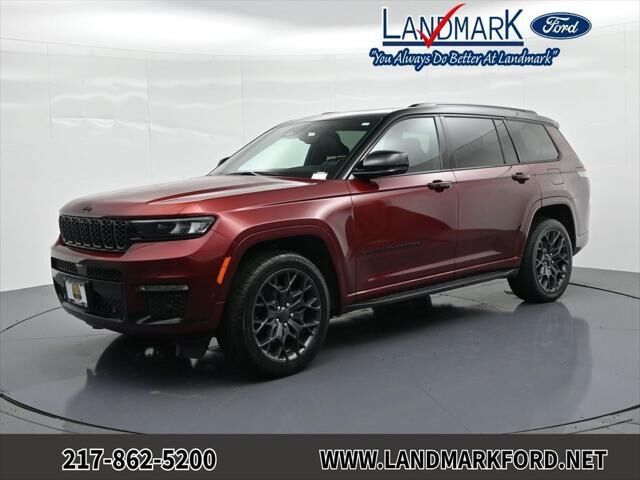 2023 Jeep Grand Cherokee L Summit — photo 1 of 12