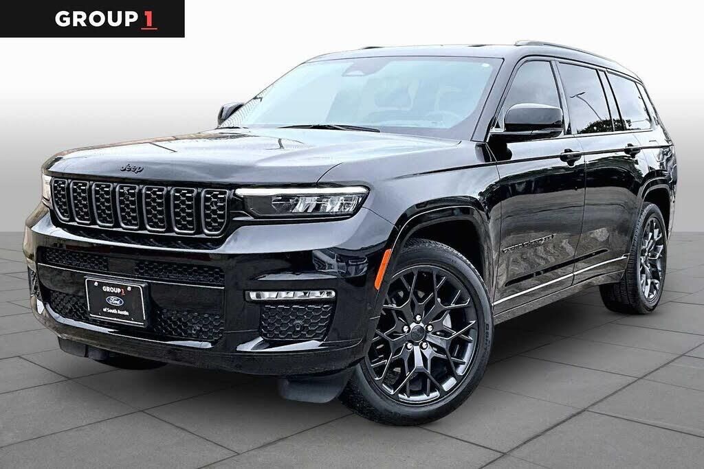 2025 Jeep Grand Cherokee L Summit — photo 1 of 1