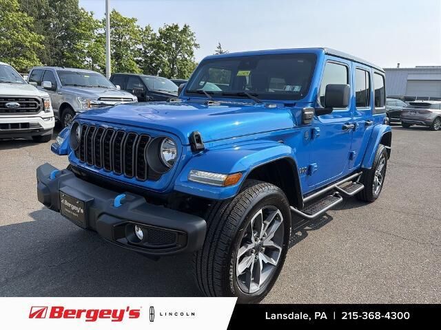 2024 Jeep Wrangler Jeep Beach 4xe — photo 1 of 3