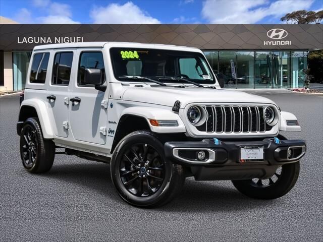 2024 Jeep Wrangler Sahara 4xe — photo 1 of 13
