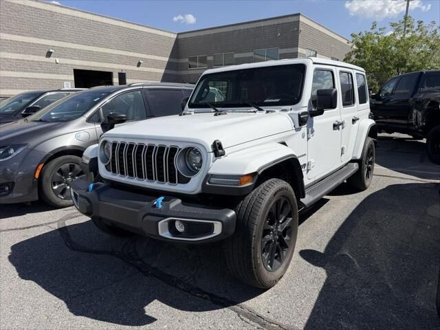 2024 Jeep Wrangler Sahara 4xe