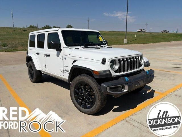 2024 Jeep Wrangler Sahara 4xe