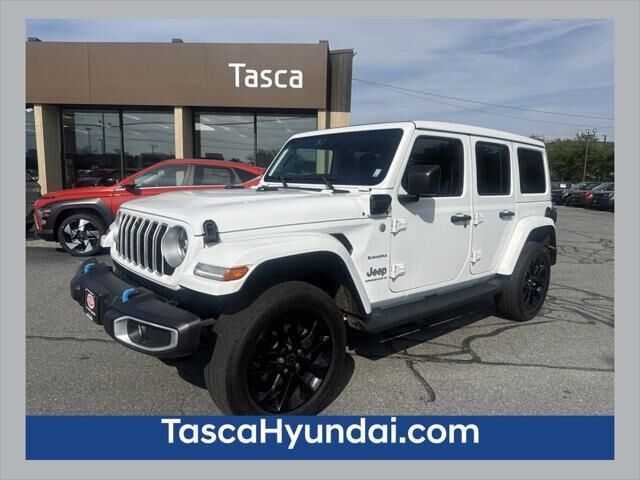 2024 Jeep Wrangler Sahara 4xe