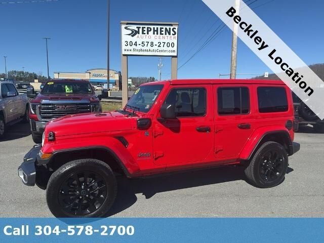 2025 Jeep Wrangler Sahara 4xe