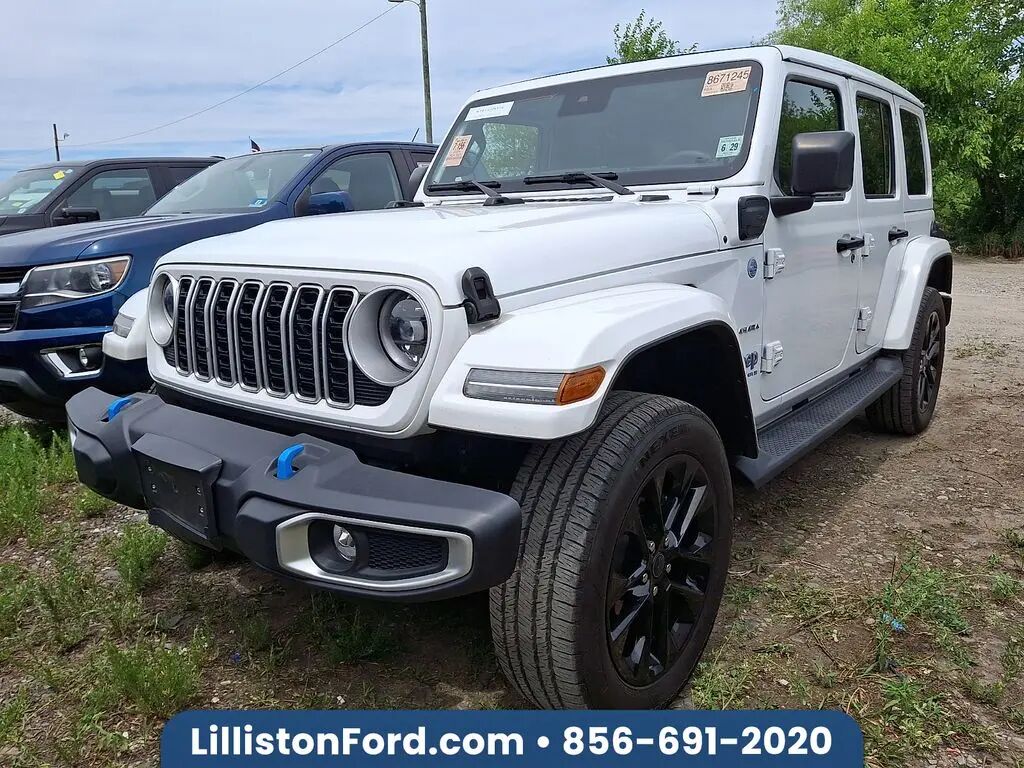 2024 Jeep Wrangler Sahara 4xe — photo 1 of 20