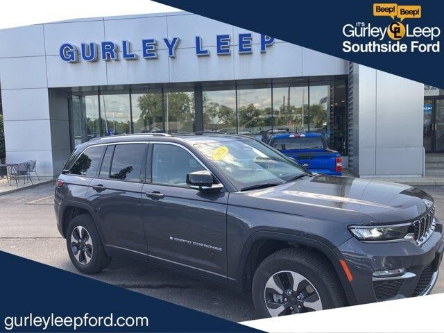 2023 Jeep Grand Cherokee 30th Anniversary 4xe — photo 1 of 13