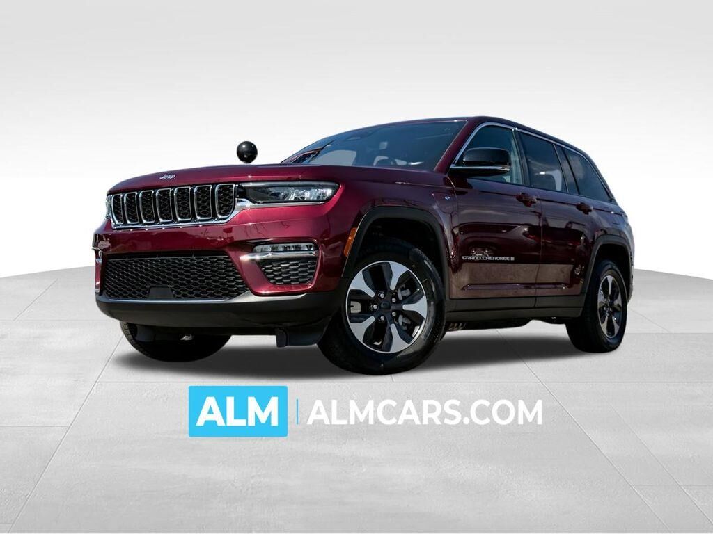 2024 Jeep Grand Cherokee 4xe — photo 1 of 13