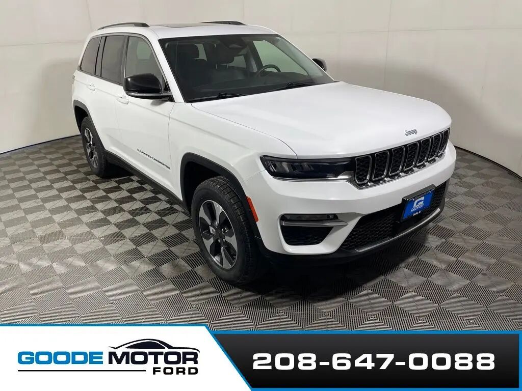 2024 Jeep Grand Cherokee 4xe — photo 1 of 13