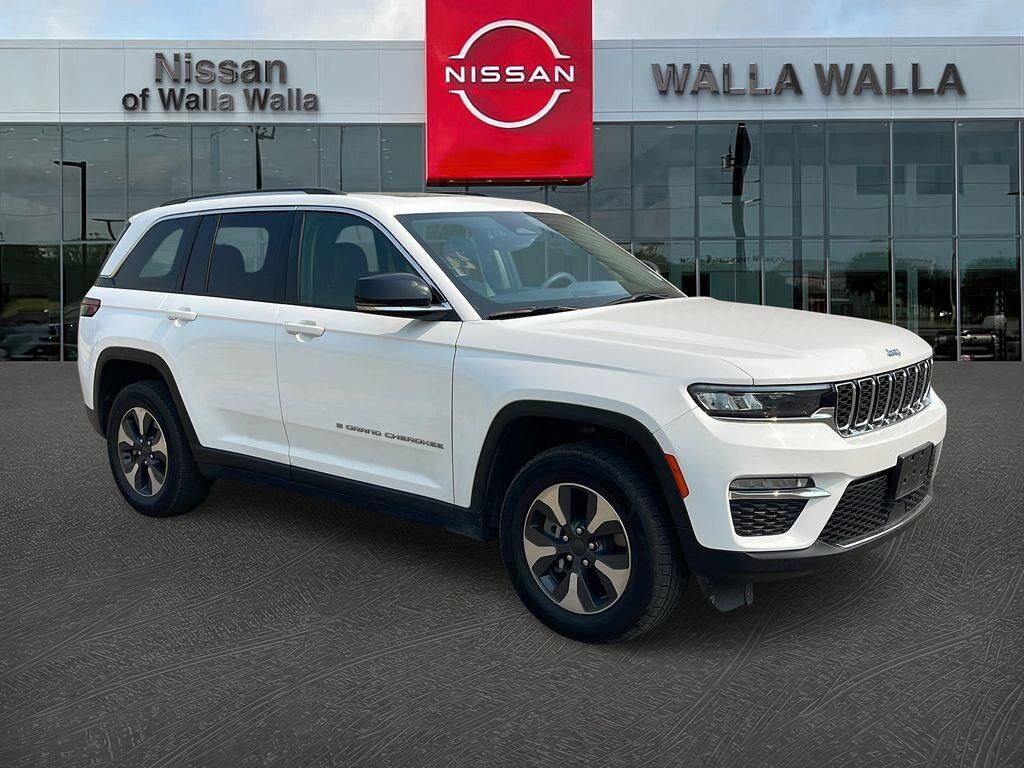 2024 Jeep Grand Cherokee 4xe — photo 1 of 12