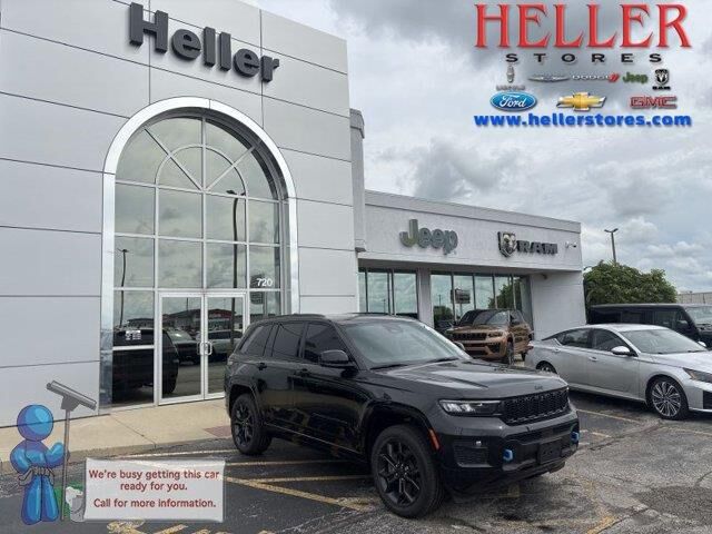 2023 Jeep Grand Cherokee 30th Anniversary 4xe — photo 1 of 3