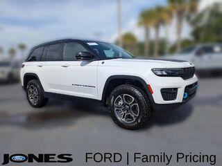 2022 Jeep Grand Cherokee Trailhawk 4xe