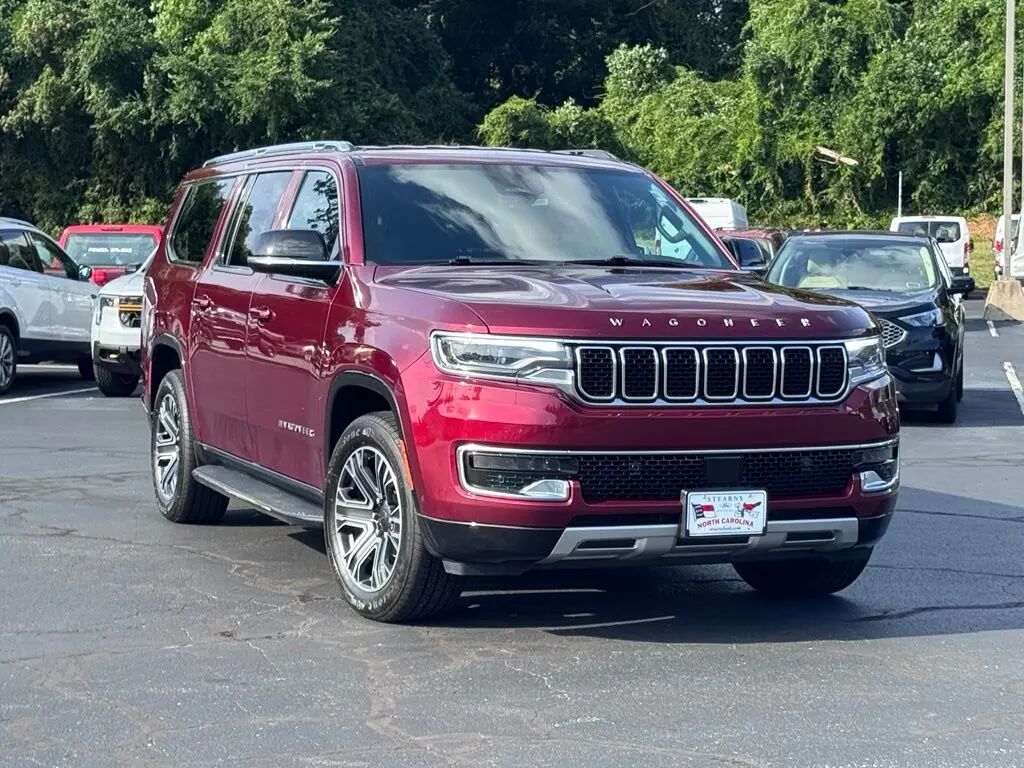 2024 Jeep Wagoneer L Series II — photo 1 of 13