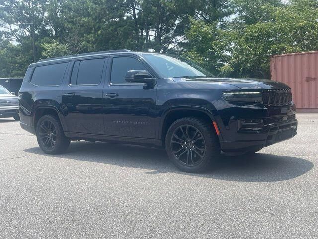 2023 Jeep Grand Wagoneer L Series III
