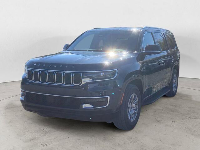 2023 Jeep Wagoneer Base