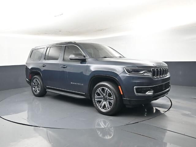 2023 Jeep Wagoneer Base