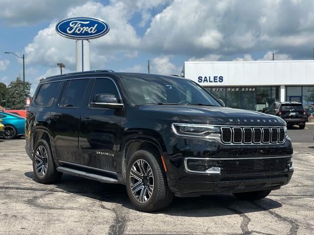 2024 Jeep Wagoneer Base