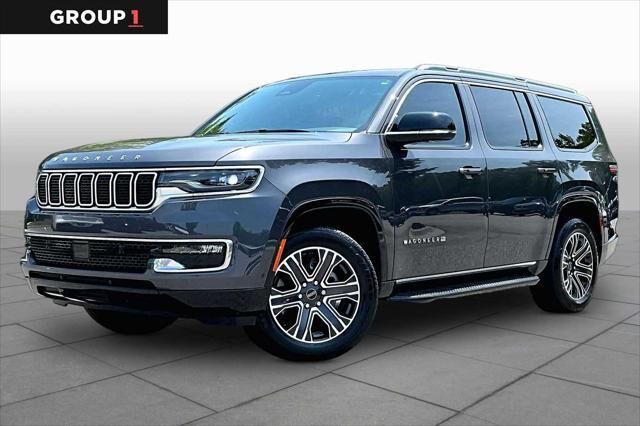 2025 Jeep Wagoneer Base