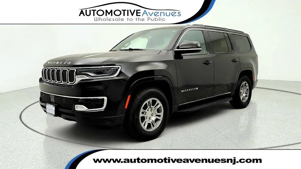 2023 Jeep Wagoneer Carbide — photo 1 of 13