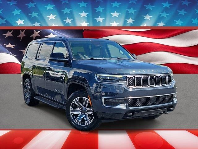 2023 Jeep Wagoneer Base