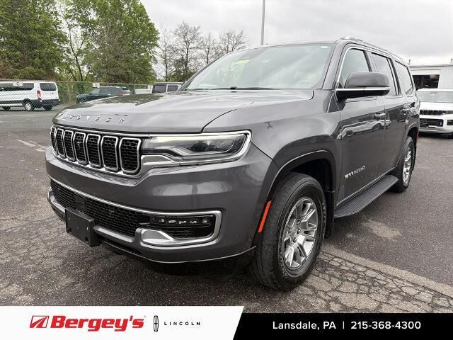 2023 Jeep Wagoneer Base