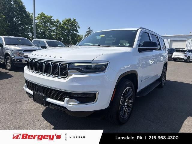 2023 Jeep Wagoneer Base