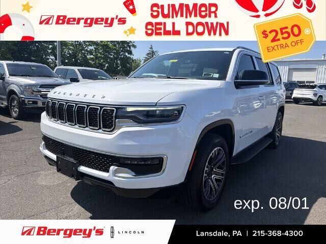2023 Jeep Wagoneer Base