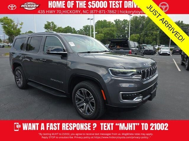 2023 Jeep Wagoneer Base