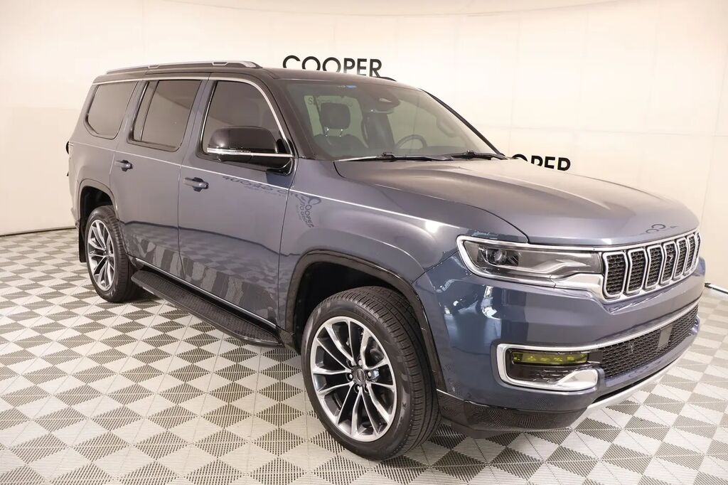 2024 Jeep Wagoneer Series II — photo 1 of 13