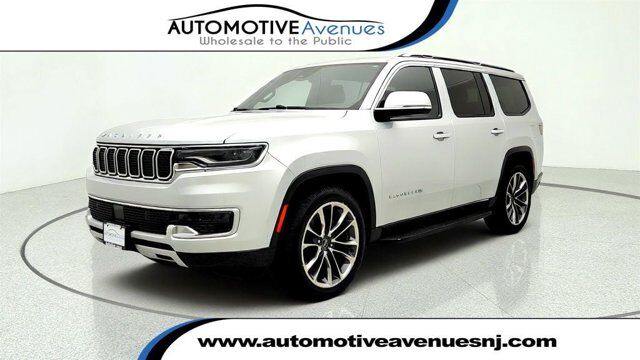 2022 Jeep Wagoneer Series II — photo 1 of 13
