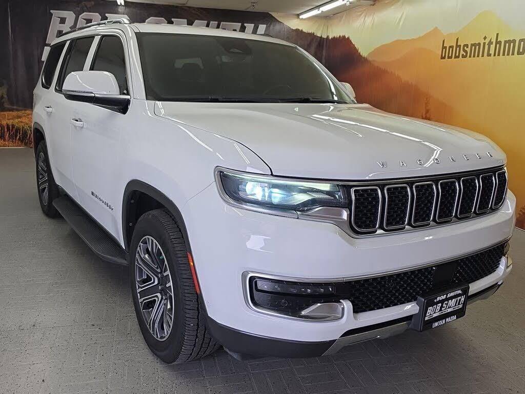 2022 Jeep Wagoneer Series III — photo 1 of 1