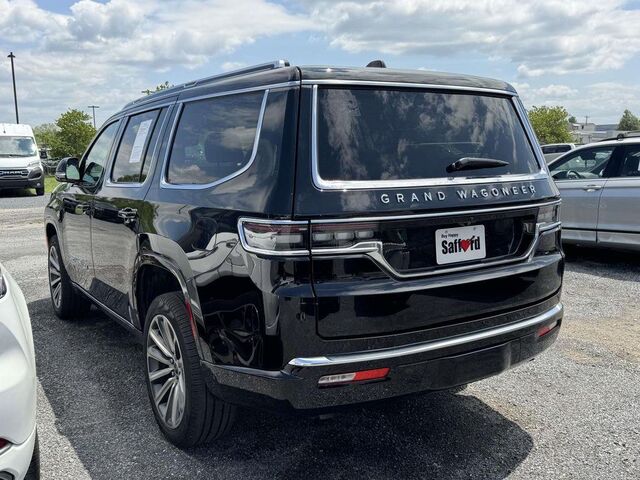 2025 Jeep Grand Wagoneer Base