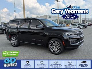 2023 Jeep Grand Wagoneer Series III — photo 1 of 13