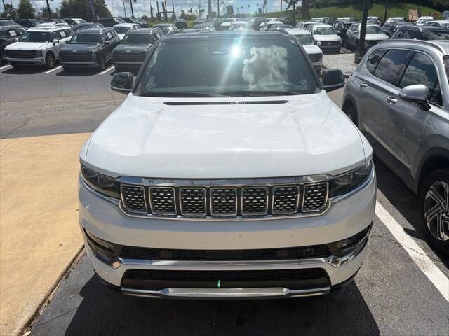 2023 Jeep Grand Wagoneer Series III