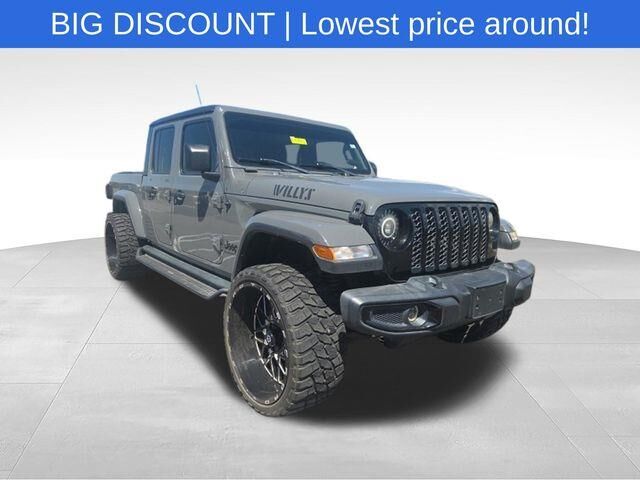2021 Jeep Gladiator Sport — photo 1 of 13