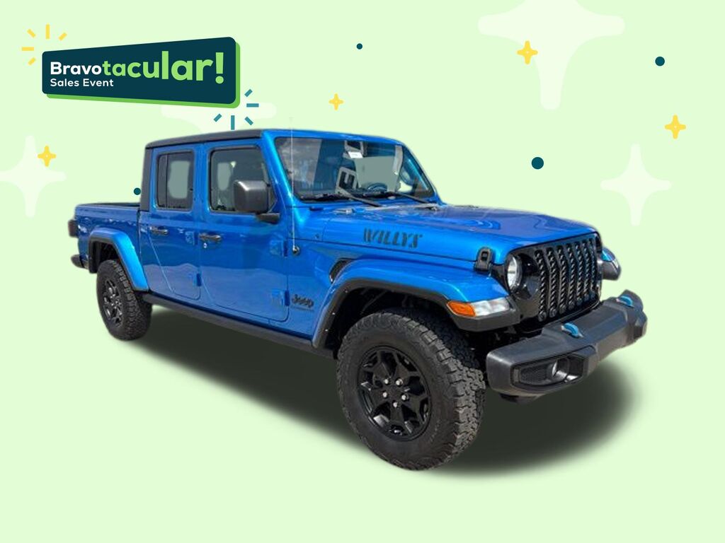 2021 Jeep Gladiator Willys 4x4 — photo 1 of 7