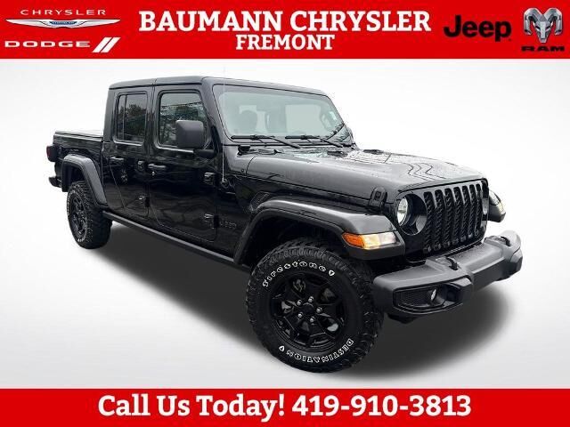 2022 Jeep Gladiator Sport